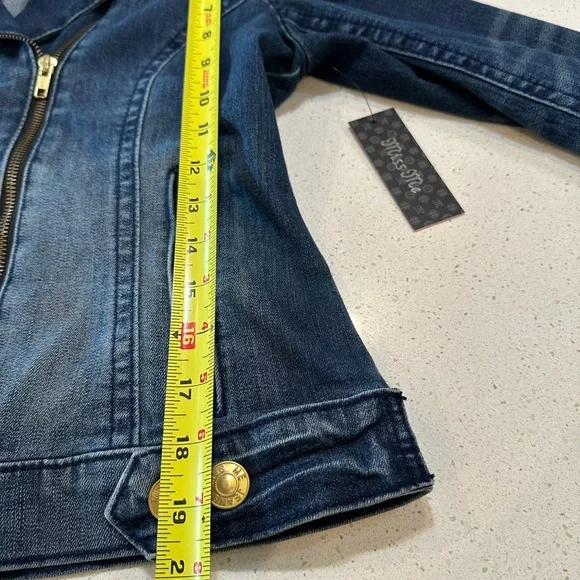 NWT-MISS ME DENIM JACKET. SIZE 6 . LABEL SAYS LARGE - Picture 5 of 12